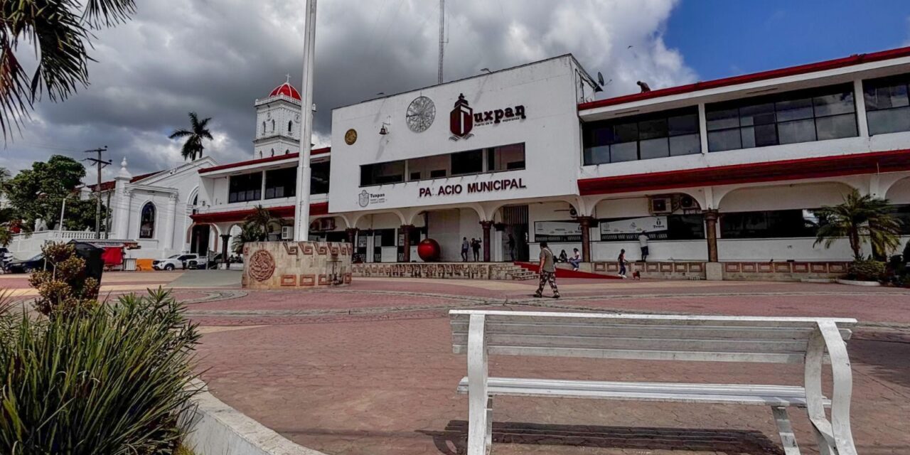 Gobierno de Tuxpan cerrará el 2025 con finanzas estables y un perfil crediticio positivo.